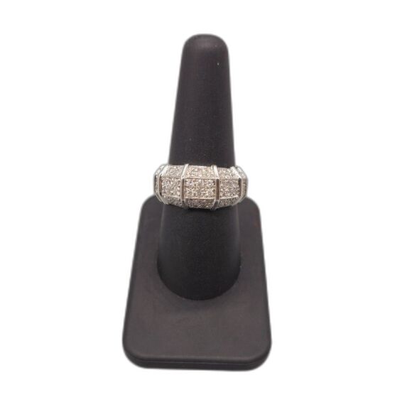 900KT PLATINUM 12.40G DIAMOND 1.10CTW RING SIZE 8(I-17753)